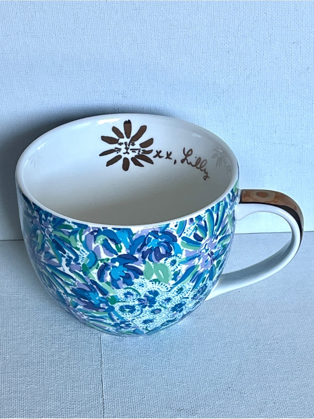 Lilly Pulitzer Lg Coffee Mug Blue Green Floral Gold Handle XX Lilly Inside Rim